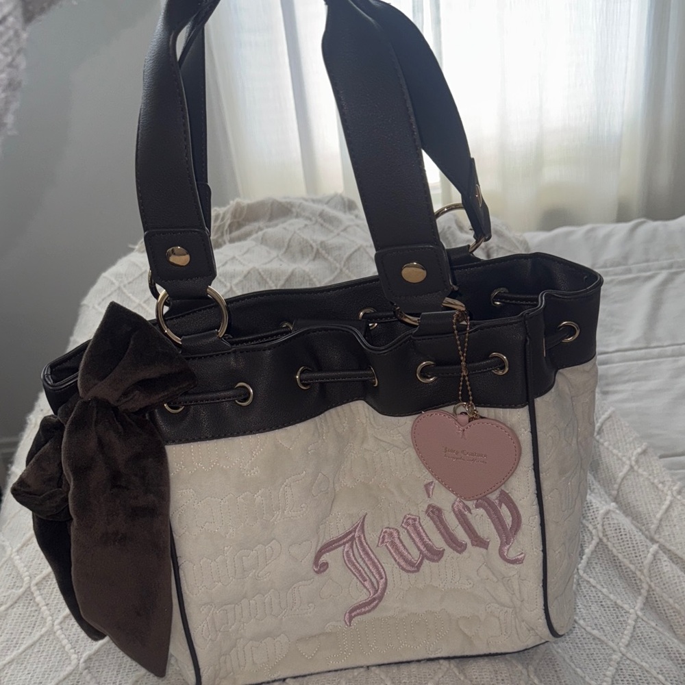 Juicy Couture Vintage Dreams Tote Bag Pink Accents